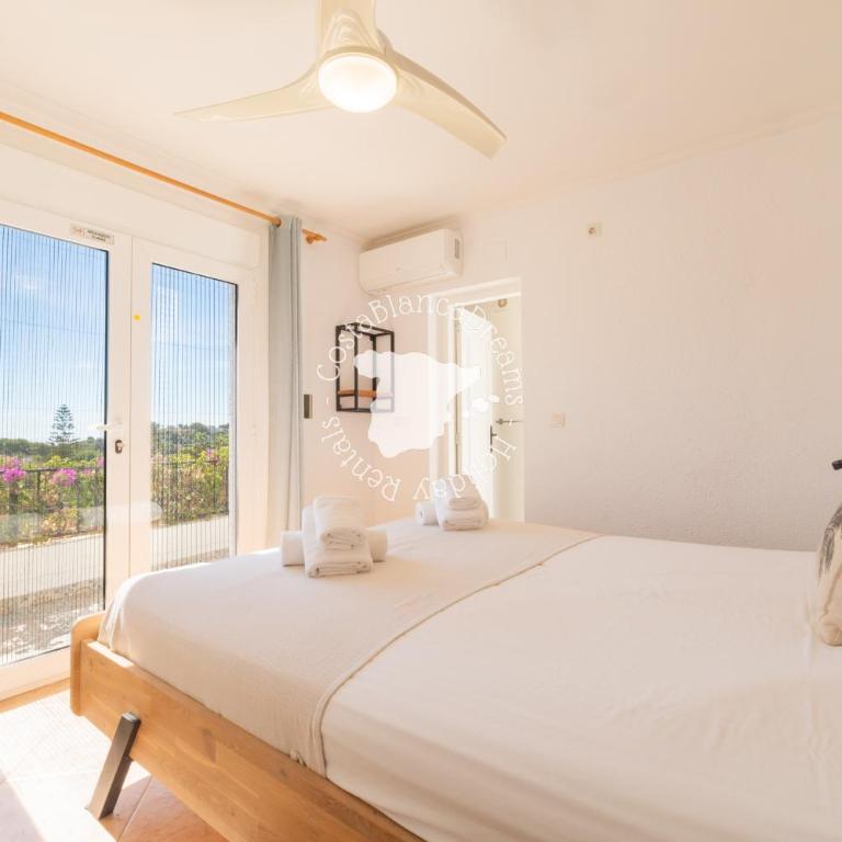 La Vida Loca - Villa with Private Pool - 35