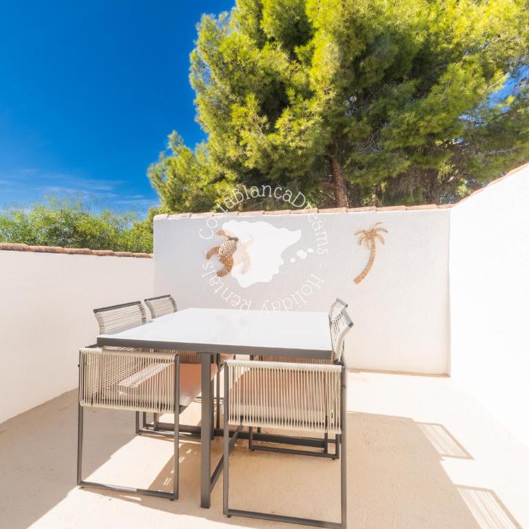 La Vida Loca - Villa with Private Pool - 39