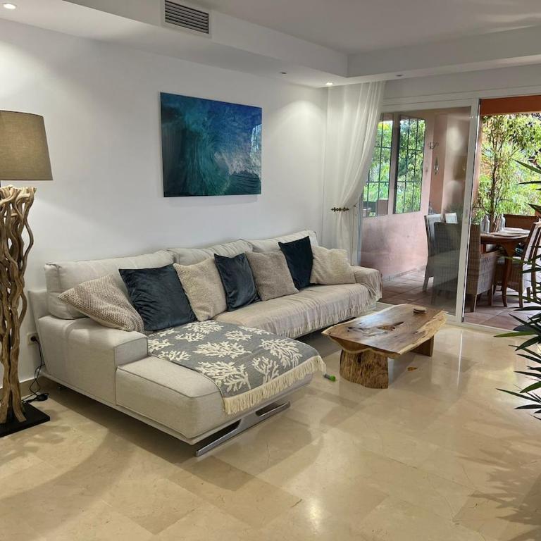Oasis de Marbella, 2 bedrooms on the Golden Mile - Apartamento de 2 dormitorios - 1