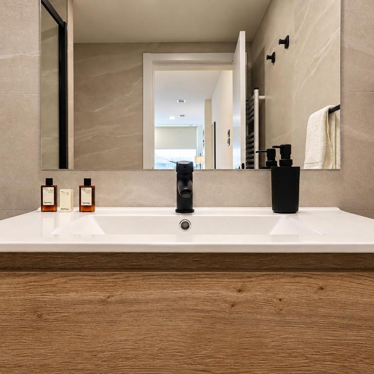 Madrid Boutique Loft - Appartamento - 13