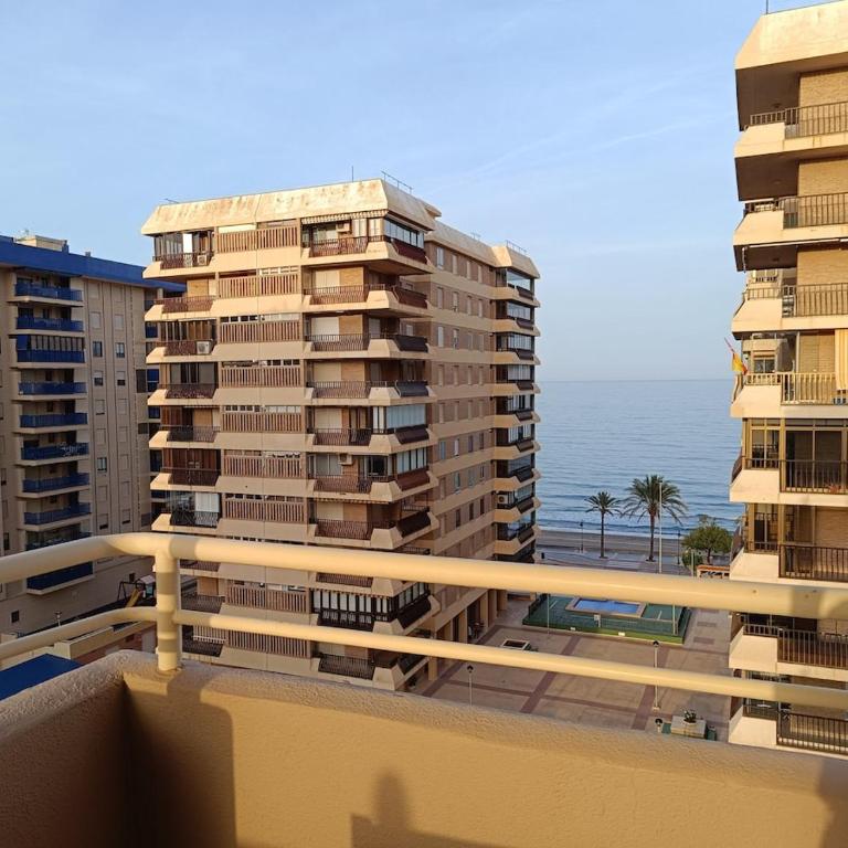 Apartamento de ensueño con piscina y vistas al mar - Two-Bedroom Apartment - 9