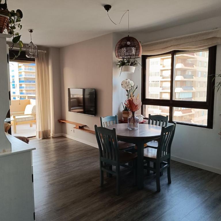 Apartamento de ensueño con piscina y vistas al mar - Two-Bedroom Apartment - 14