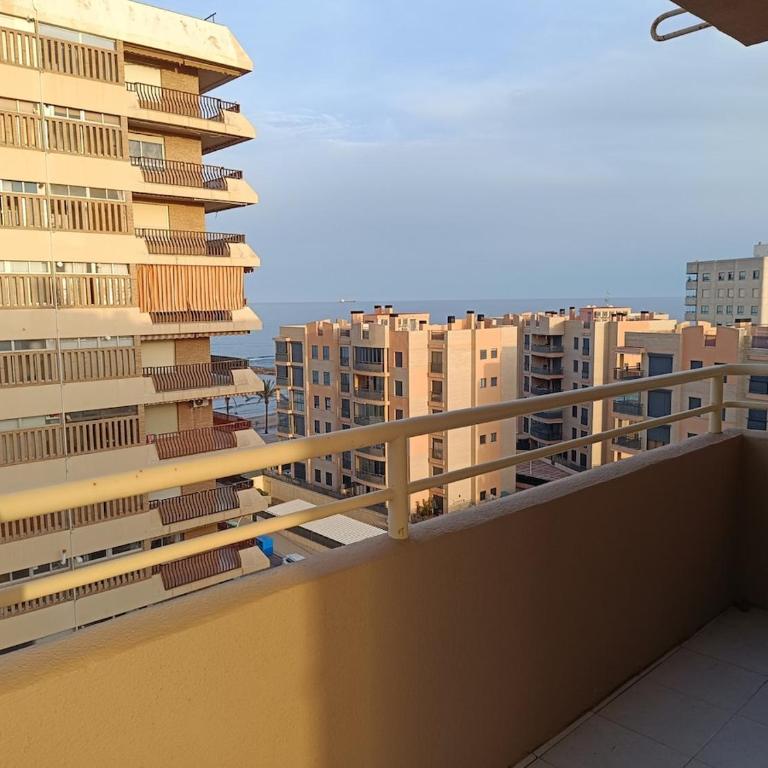 Apartamento de ensueño con piscina y vistas al mar - Two-Bedroom Apartment - 18