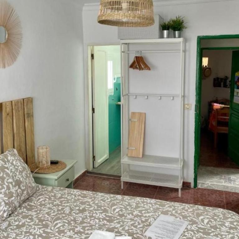 Pensión Playa - Habitación Doble con baño privado - 1 o 2 camas - 1