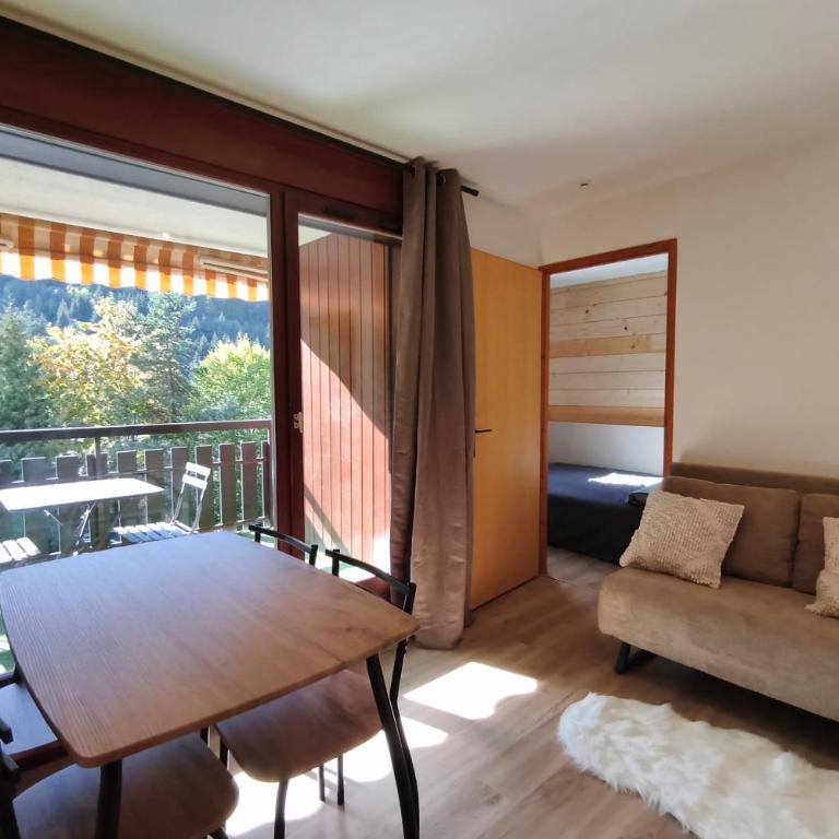 Appartement refait à neuf avec vue proche centre - Appartement - 4