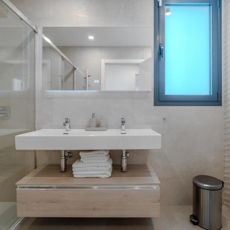 Lme81B - Sea View Terrace - Indoor Pool - Appartamento con 3 Camere da Letto e Vista Mare - 33