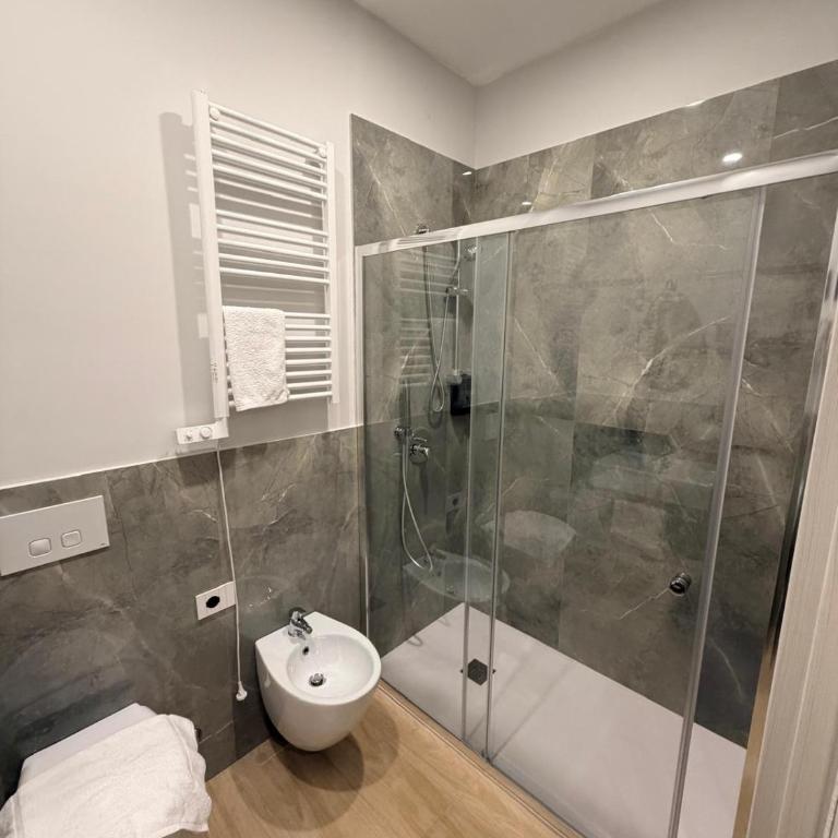 Casa Santiago - Double Room with Private Bathroom - 3