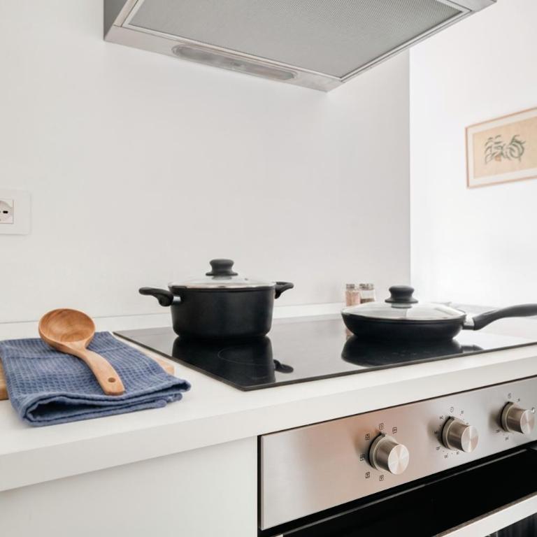 Hostmate- Milano-Minimal Nest - Apartamento de 1 dormitorio - 2