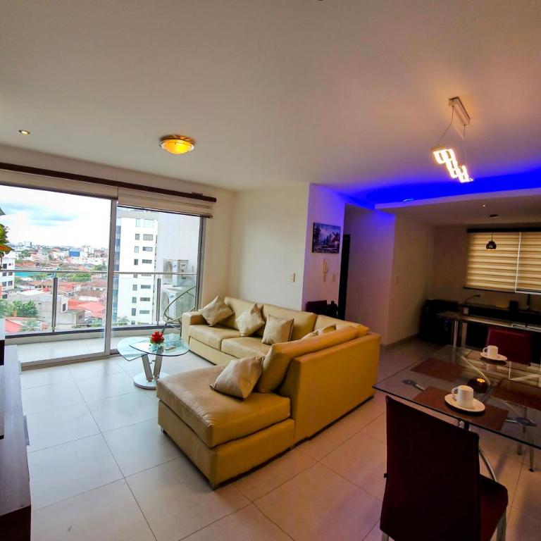 Apartamento céntrico con piscina y vista urbana - Apartamento de 1 dormitorio - 33