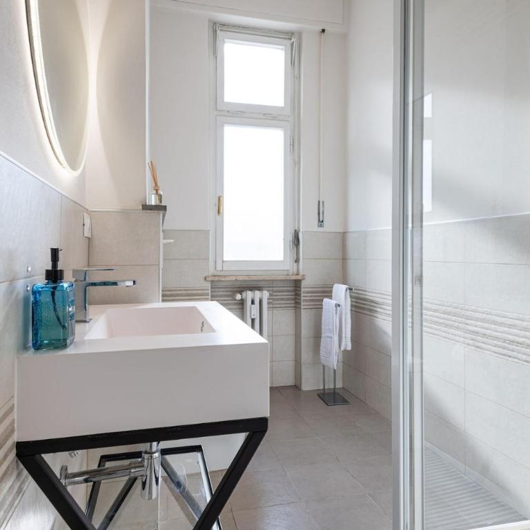 Central Apt Firenze - Appartamento con 3 Camere da Letto - 9