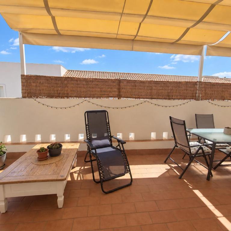 Ático luminoso con terraza de 28 m con plaza garaje a 9mn del centro - Apartamento de 1 dormitorio - 4