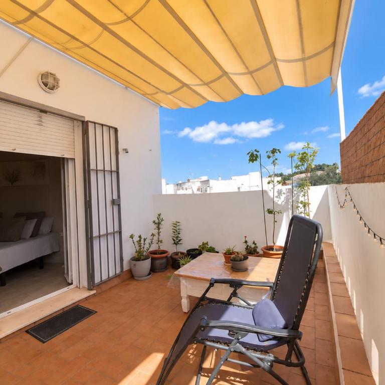 Ático luminoso con terraza de 28 m con plaza garaje a 9mn del centro - Apartamento de 1 dormitorio - 5