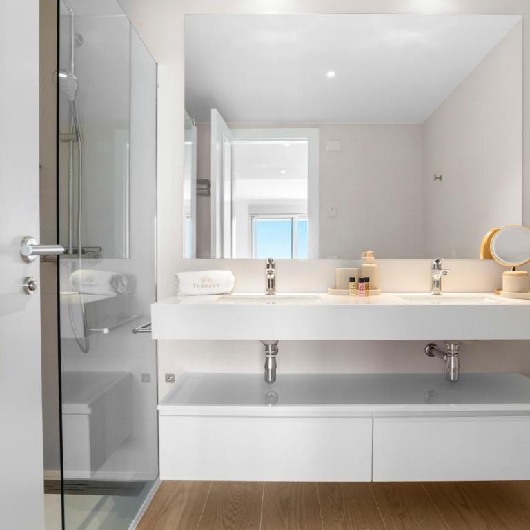 Zenity Azure Sunshine Apartment - Appartement 3 Chambres avec Piscine Privée - 13