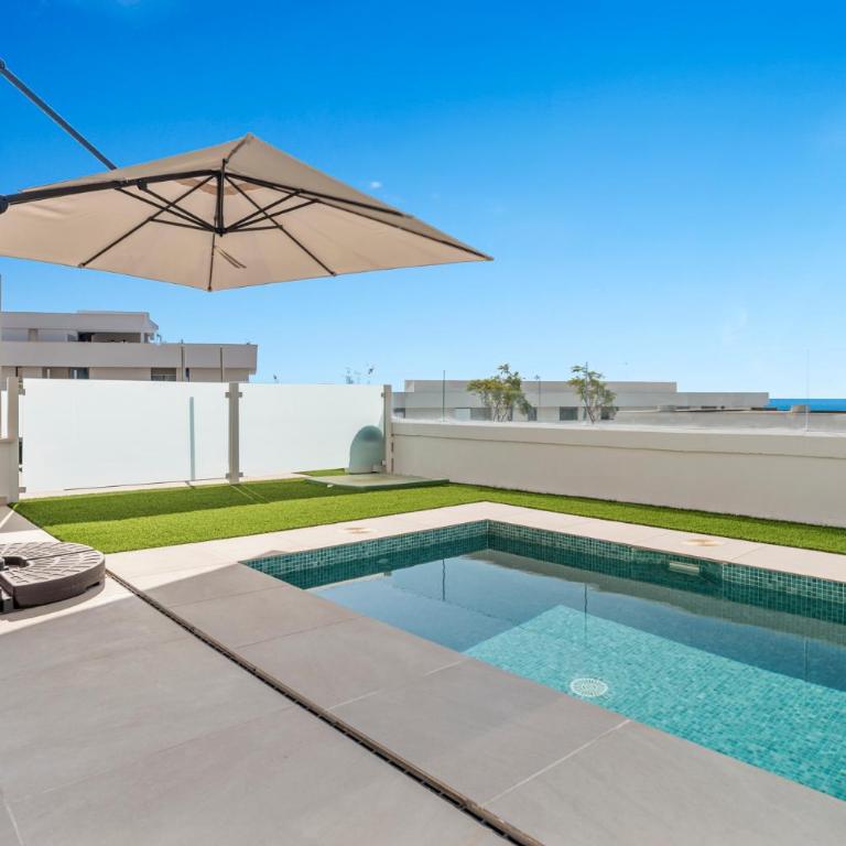Zenity Azure Sunshine Apartment - Appartement 3 Chambres avec Piscine Privée - 17