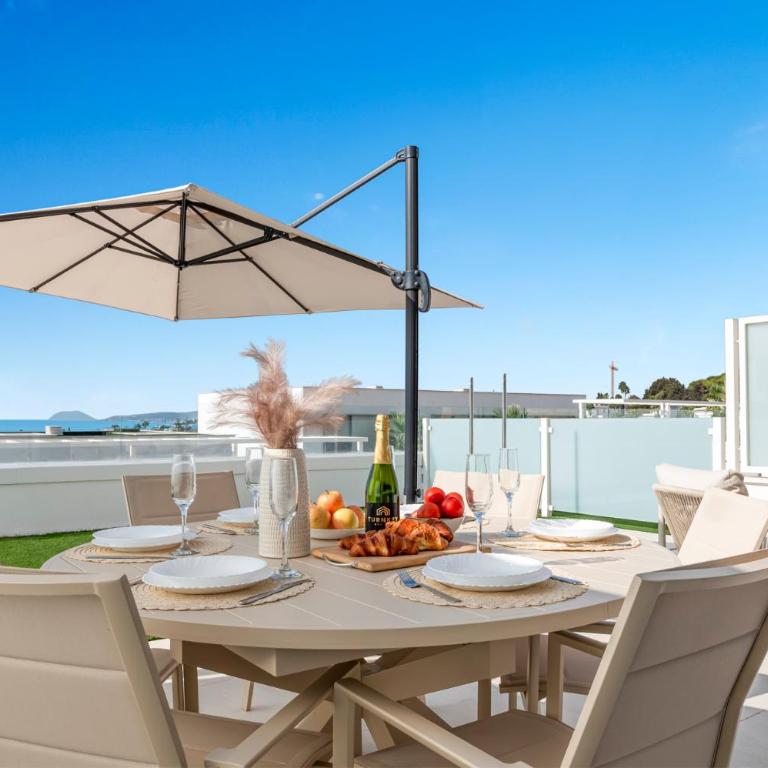 Zenity Azure Sunshine Apartment - Appartement 3 Chambres avec Piscine Privée - 9
