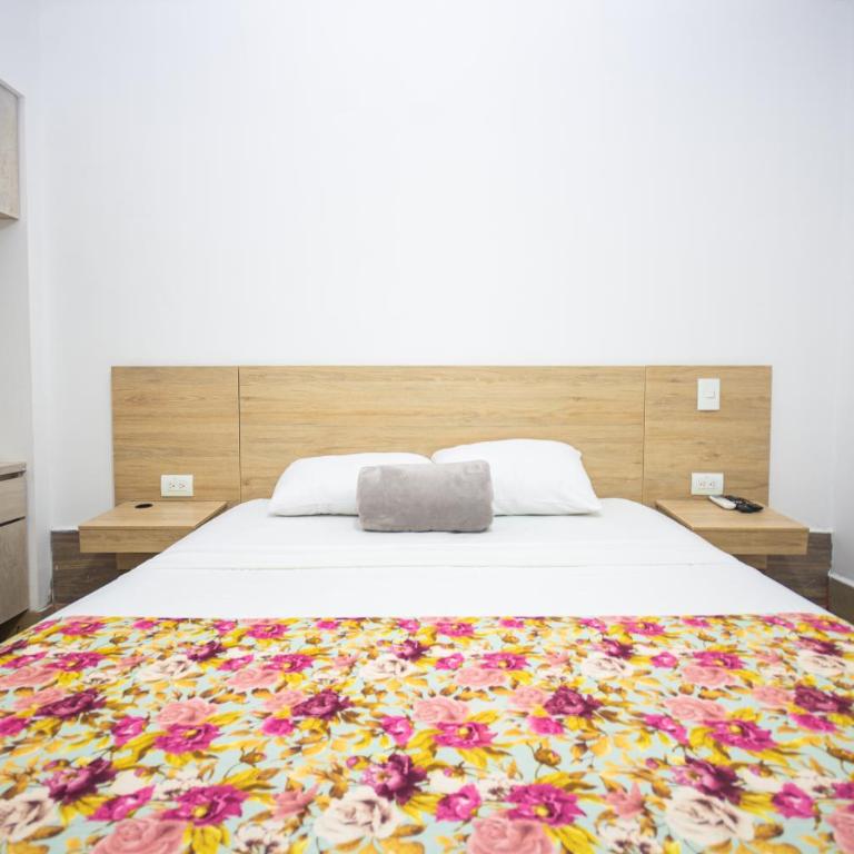 Hotel Poma Rosa Boutique Laureles - Habitación Triple Estándar - 2