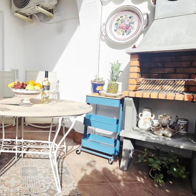 Peaceful Bungalow with Pool & Terrace - Two-Bedroom Apartment - 10