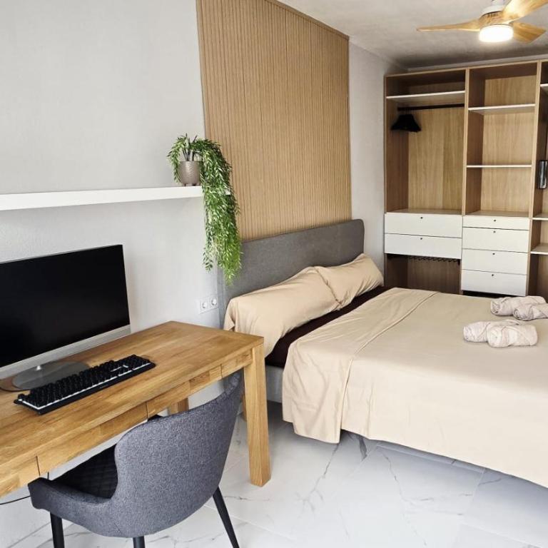 Peaceful Bungalow with Pool & Terrace - Two-Bedroom Apartment - 5