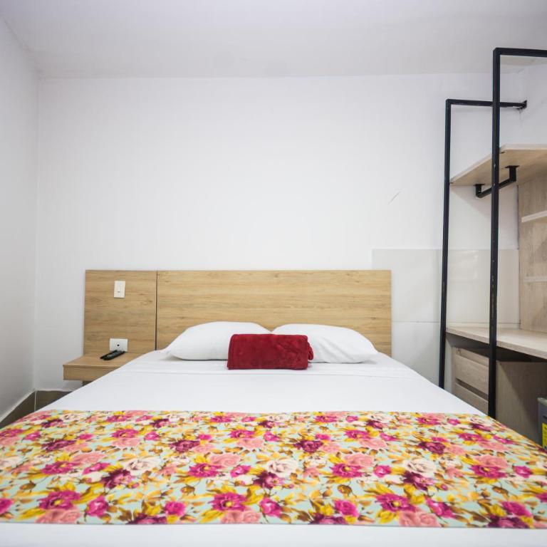 Hotel Poma Rosa Boutique Laureles - Habitación Doble Estándar con ventilador - 5
