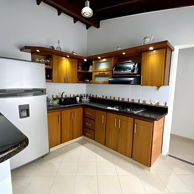 Casa en Laureles - San Joaquín - Apartamento de 3 dormitorios - 16