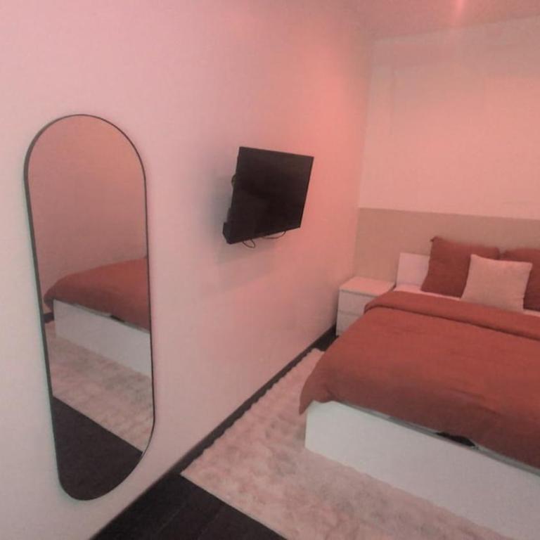 appartement cosy avec terrasse a reims - One-Bedroom Apartment - 33