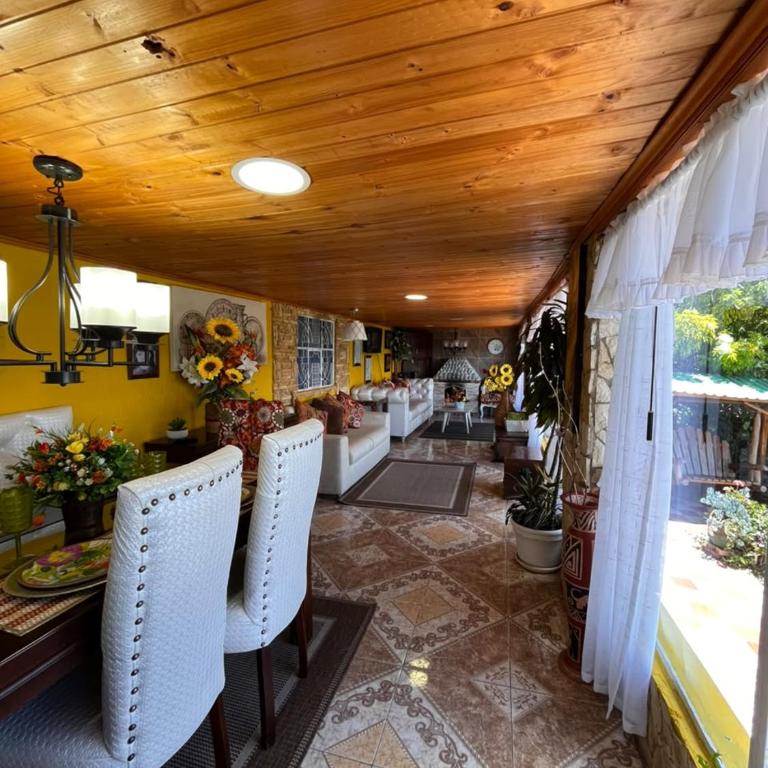 Villa Evelia - Casa de 4 dormitorios - 8