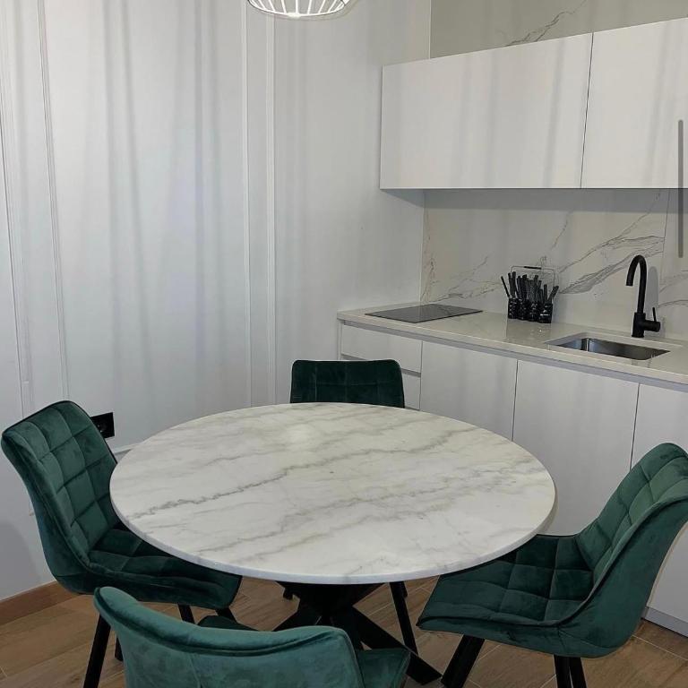 Noir 28 - Luxury apartment in the heart of Novi Sad - Appartement 1 Chambre - 4