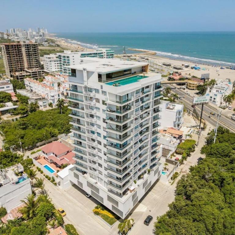 Apto en Cielo Mar - Al Lado del Hotel Las Americas - Apartamento - 80