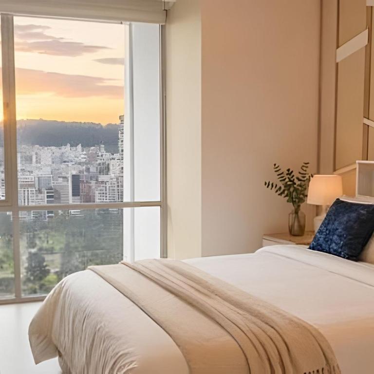 Family Apartment on the 23rd Floor Amazing View! - Apartment - 4