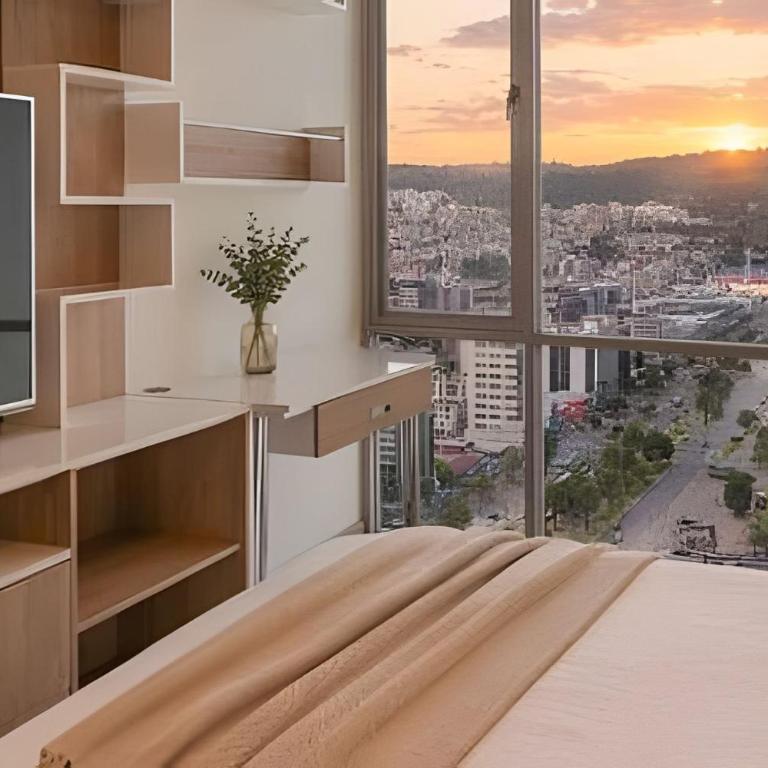 Family Apartment on the 23rd Floor Amazing View! - Apartment - 5