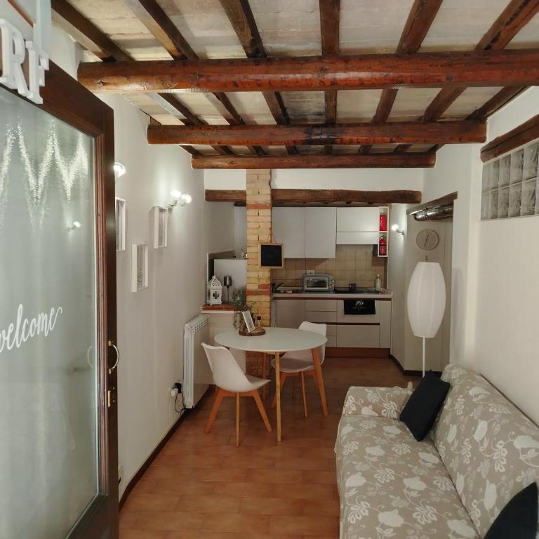 Appartamento Centro Storico - Perugia, centro - One-Bedroom Apartment - 9