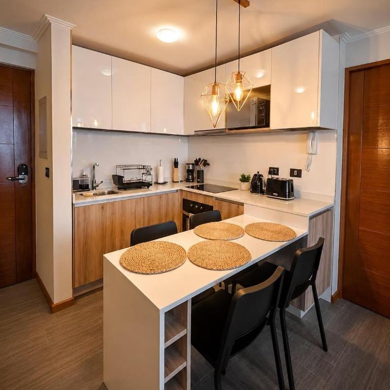 Ocean view, infinity pool, free parking - Apartamento de 2 dormitorios con balcón y vistas al mar - 14
