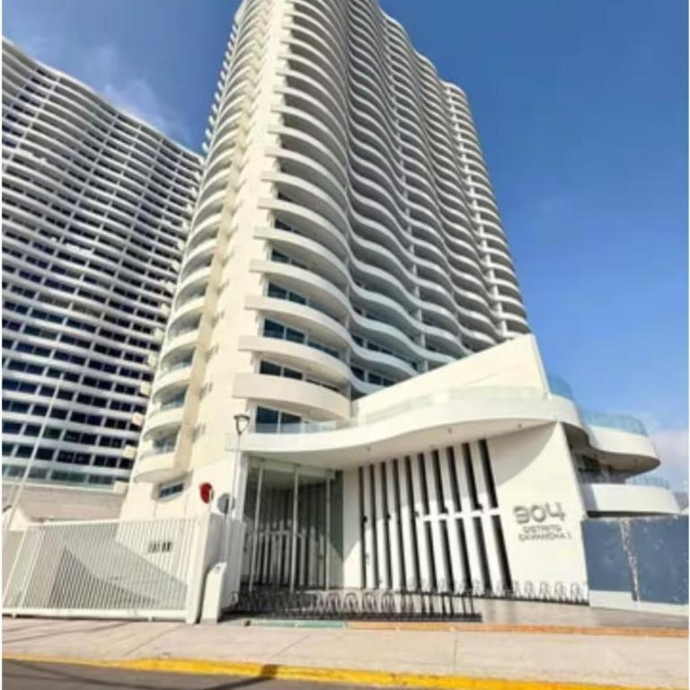 Ocean view, infinity pool, free parking - Apartamento de 2 dormitorios con balcón y vistas al mar - 27