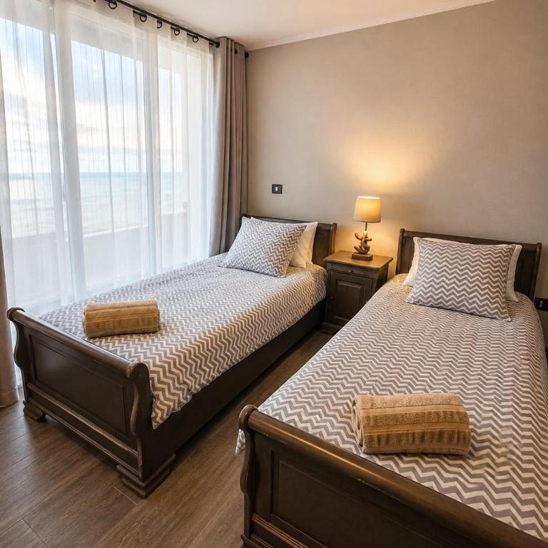 Ocean view, infinity pool, free parking - Apartamento de 2 dormitorios con balcón y vistas al mar - 30