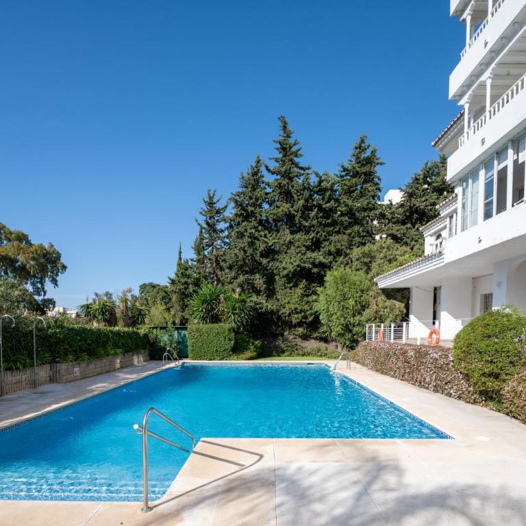 Spacious 1BDR PUERTO BANÚS - Apartamento de 1 dormitorio - 4