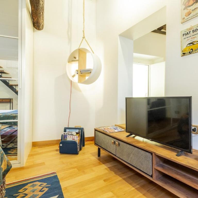 Monti - Stunning Loft in the Heart of Rome's Monti - Apartment - 12