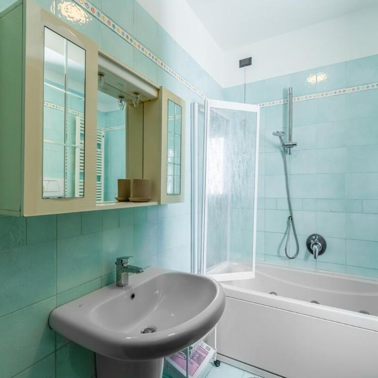 Smart Apt w Workspace in Bergamo - Appartamento - 4