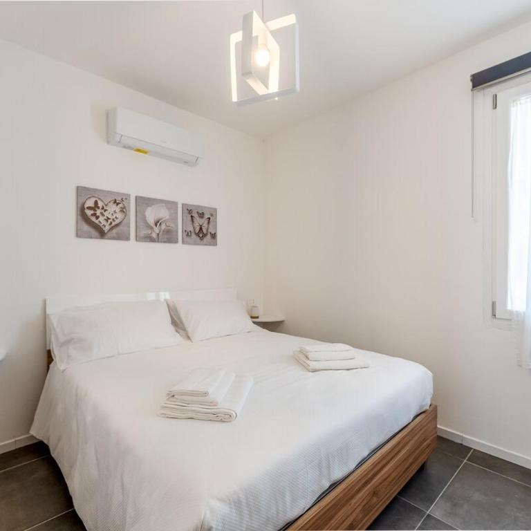 KeyRoom Patio & Parking near Lake Como - Ferienhaus - 2