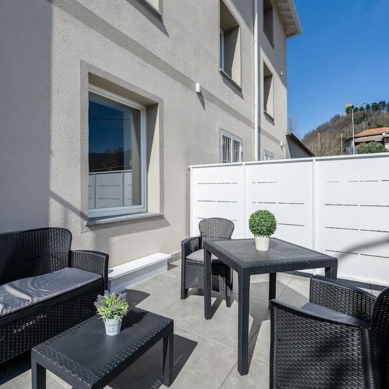 KeyRoom Patio & Parking near Lake Como - Ferienhaus - 3