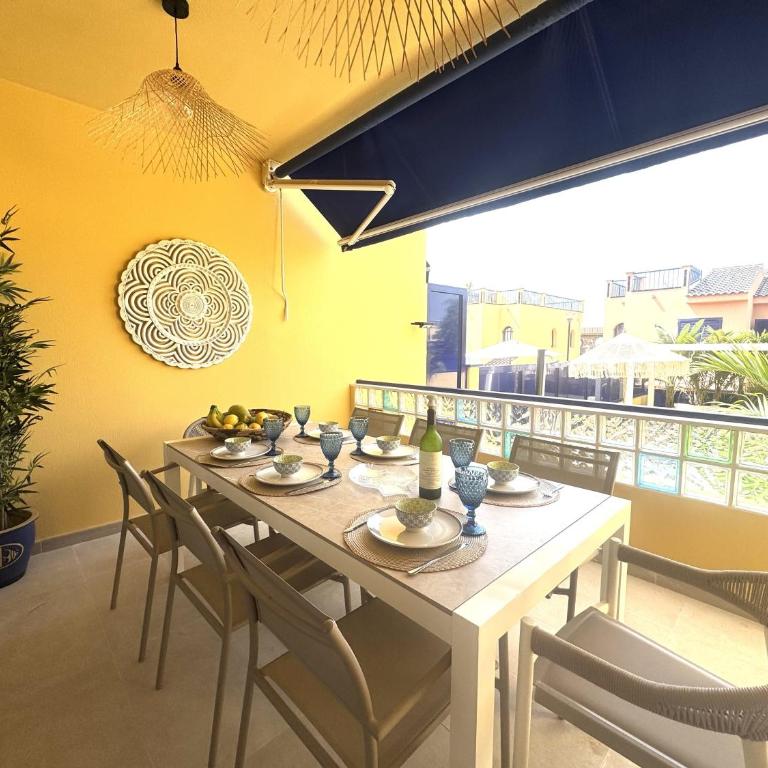 Oasis Beach Home Meloneras with Jacuzzi - Four-Bedroom Vacation Home - 16