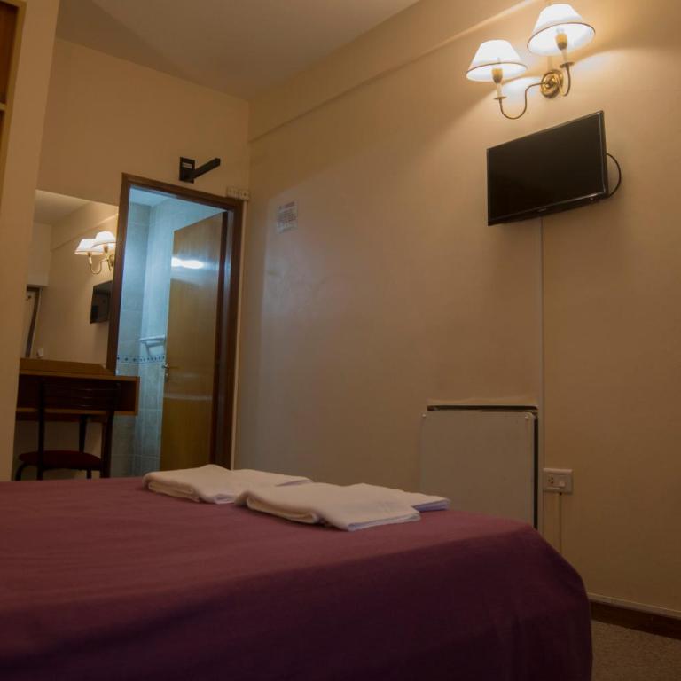 Hotel de Cine Las Golondrinas - Standard Double Room - 2