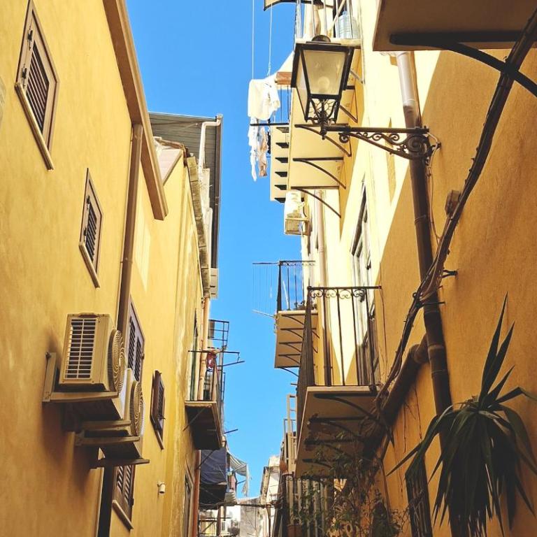 Medina House & Terrace in the Historic Center of Palermo - One-Bedroom Apartment - 8