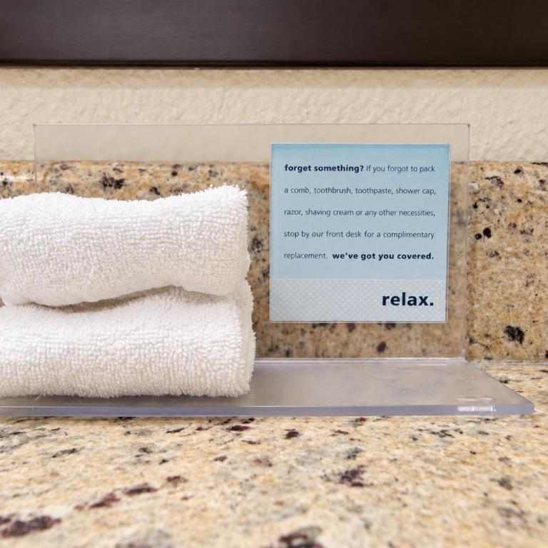 Hampton Inn by Hilton Guadalajara-Aeropuerto - Zimmer mit Kingsize-Bett - Nichtraucher - 2