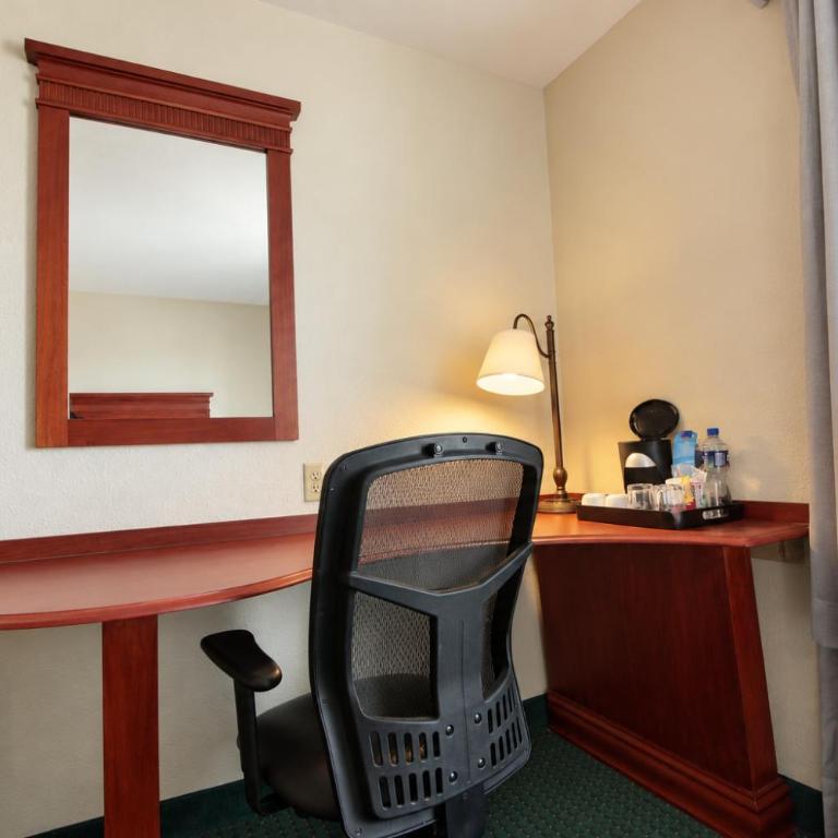 Hampton Inn by Hilton Guadalajara-Aeropuerto - Nichtraucherzimmer mit 2 Queensize-Betten - 11