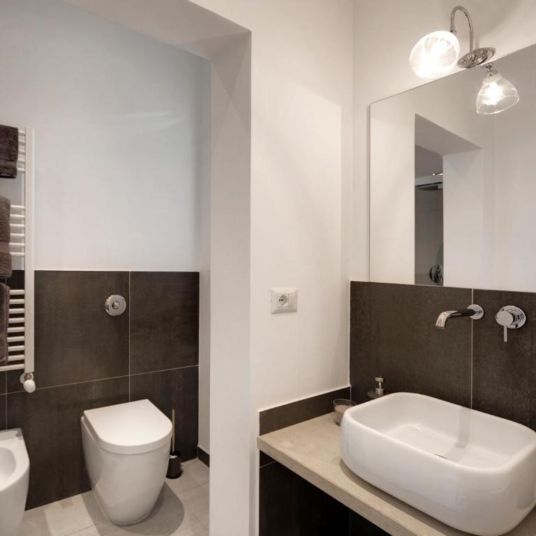 Civico 7 - Ragusa Centro - Camera Matrimoniale con Bagno Privato - 3