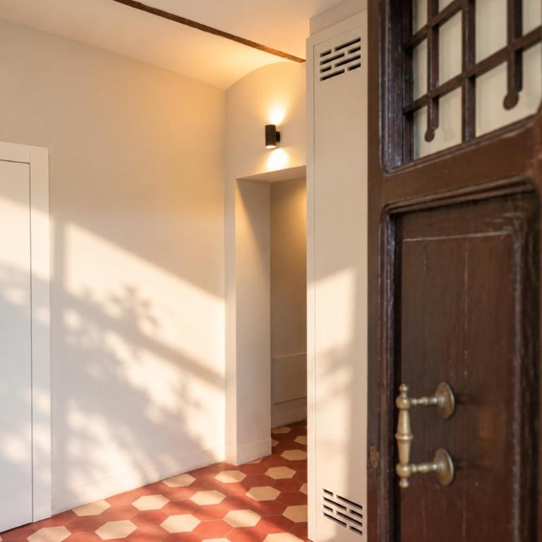 Attico in villa storica tra i colli e il centro, vicino ad Ospedale Rizzoli - Appartamento con 1 Camera da Letto - 8
