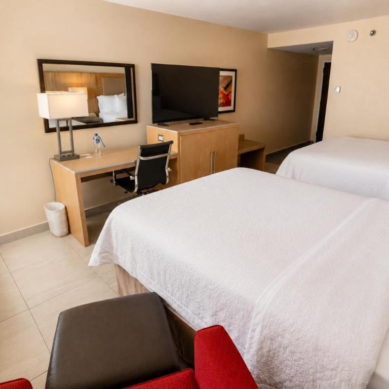 Hampton Inn Monterrey-Airport - Habitación para no fumadores - 2 camas grandes - 4