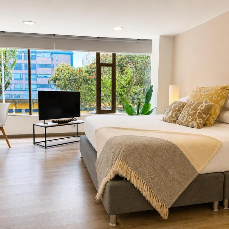 Bright King Studio ,Two blocks from Parque 93 - Estudio Deluxe con cama grande - 3