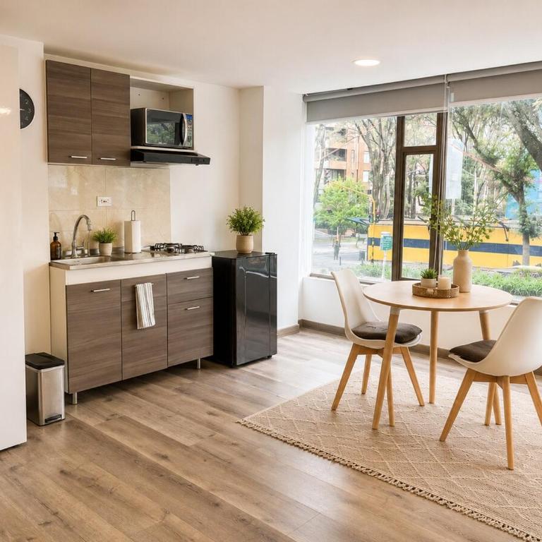 Bright King Studio ,Two blocks from Parque 93 - Estudio Deluxe con cama grande - 5