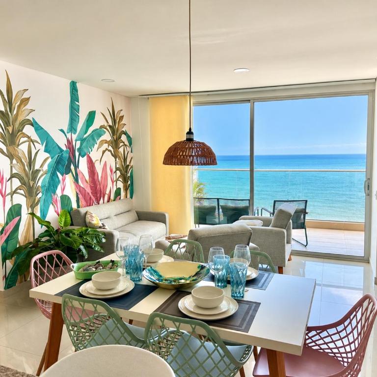 Relax & Sunsets,near beach & historic center - Three-Bedroom Apartment - 31
